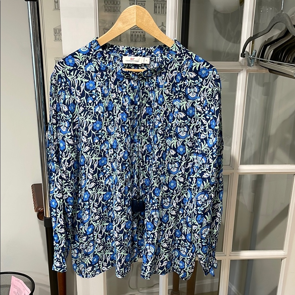 Vineyard Vines Blue Floral Blouse
